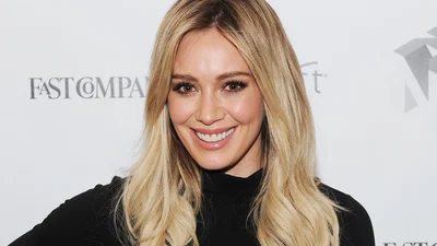 Хилари Дафф во второй раз выходит замуж: фото шикарного обручального кольца