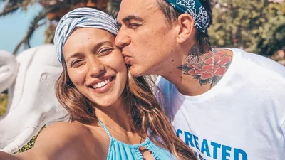 На этом фото Регина Тодоренко и Влад Топалов такие сладкие, что даже приторно становится