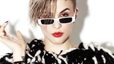 Нова відверта фотосесія провокаційної MARUV змусить тебе зашарітися