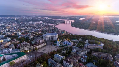 В Киеве появится мост со стеклянным полом, и он не для слабых духом