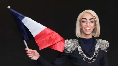 Певец из Франции шокировал своим образом на "Евровидении-2019", ведь теперь он – принцесса
