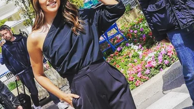 Єва Лонгорія на прогулянці з сином у Каннах - найзворушливіша картина дня