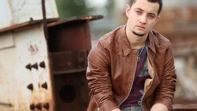 Переможець української "Фабрики зірок" Стас Шурінс повертається на сцену – перший сингл