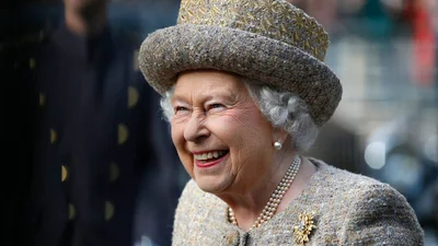 Королевский SMM: Елизавета II ищет человека, который будет вести ее Instagram