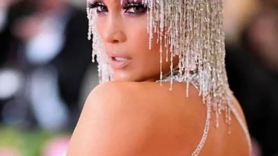 И кто ей даст 50 лет: Джей Ло в роли стриптизерши в клипе на ремикс песни Medicine