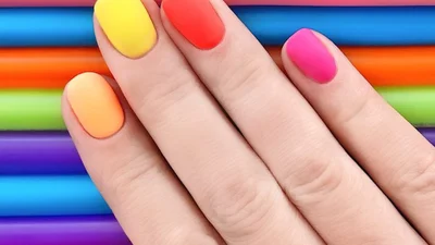 Модный маникюр на лето 2019: топ идей для твоего образа