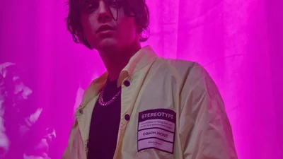 ALEKSEEV - Целуй: співак зняв провокаційний кліп, від якого просто в захваті фанати