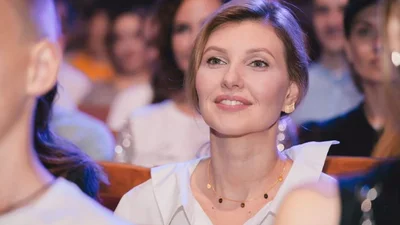 Образ Елены Зеленской во время ее первого официального зарубежного визита