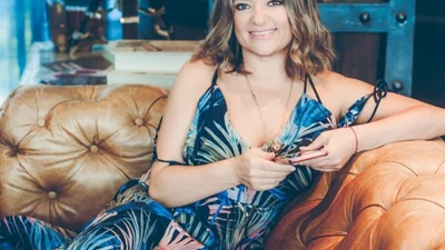 В свои 43 года Наталья Могилевская занялась боксом, и на фото она - еще та лютая соперница