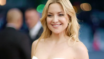 Кейт Хадсон замилувала новими фото з 8-місячною донечкою і коханим