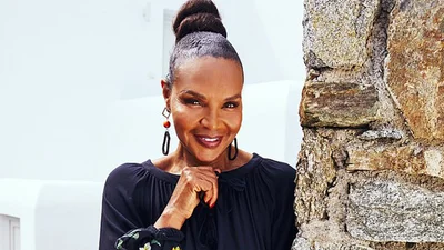 Яка там пенсія: 67-річна мама Наомі Кемпбелл знялась в рекламі купальників