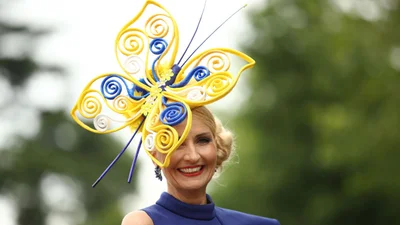 Причудливые и безумные шляпки британок на королевских скачках Royal Ascot 2019