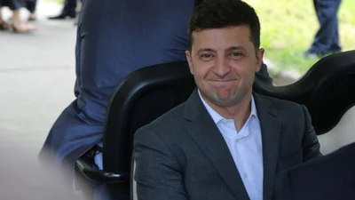 Президент України Володимир Зеленський показав свої розкішні володіння з потайною кімнатою