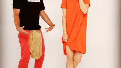 Таня Татарченко искала язычком в миске со сметаной кольцо, и вот чем это закончилось