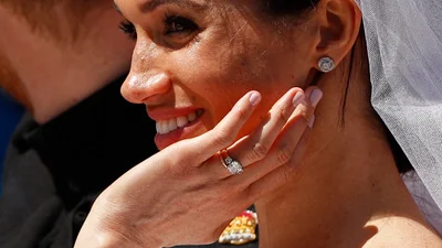 Вередлива Меган Маркл змінила дизайн обручки, яку їй подарував принц Гаррі на заручини