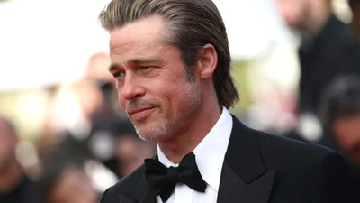 55-летний Брэд Питт украсил обложку GQ и доказал, что он до сих пор горячий мужчинчик