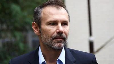 Святослав Вакарчук показал неизвестные ранее фото с любимой и дочкой