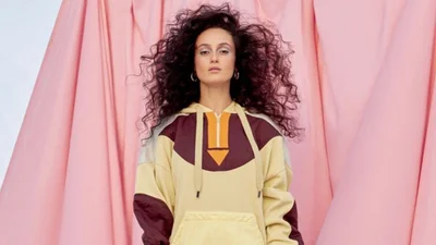 Крихітка Alina Pash оголила своє красиве тіло, повторюючи витвір мистецтва