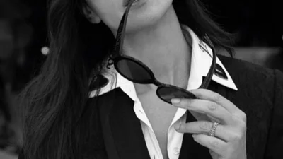 Вечно молодая 54-летняя Моника Беллуччи показала идеальную фигуру в полупрозрачном платье