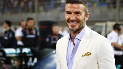 44-річний Девід Бекхем показав своє розкішне тіло, коли розважався з донечкою в аквапарку