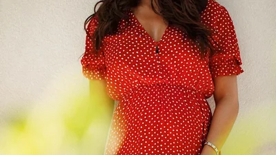 Санта Димопулос показала, чем занимается на последних неделях беременности