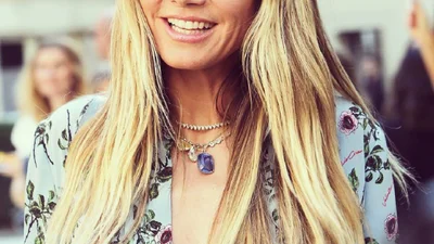 У Гайді Клум стався конфуз, і вона показала всьому світу дупку через дірку в сукні