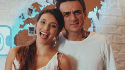 Регина Тодоренко впервые показала лицо новорожденного сына, и он невероятный красавчик