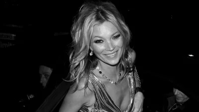 Папарацци подловили Кейт Мосс на отдыхе, и ее фигура такая же, как и у других