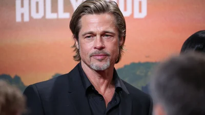 Бред Пітт взяв в себе руки після розлучення з Джолі і накачав сталевий прес