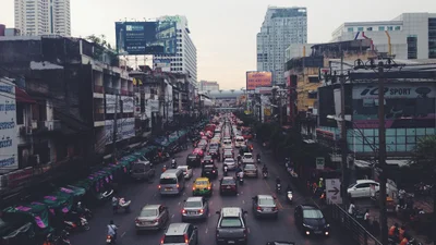 Бермудський трикутник існує: відео, в якому машини зникають на дорозі, приголомшило мережу