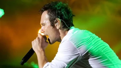 День левши: украинские знаменитости, которые пишут левой рукой