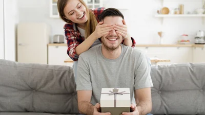 ТОП-7 крутезних подарунків хлопцю на день народження