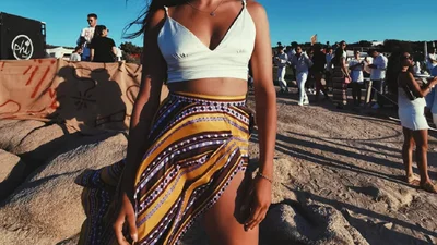 Michelle Andrade отвлекла внимание от обольстительного фото и рассказала 10 фактов о себе