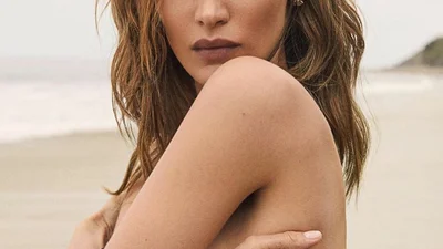 Холостячка Белла Хадід провокує мужчин гарячими фото в білизні