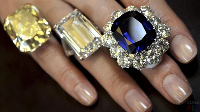 Дизайнеры создали кольцо полностью из бриллианта, но получилось не очень гламурно
