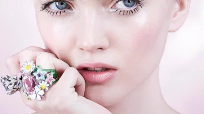 Ці 5 трендів у макіяжі варто спробувати вже цієї осені