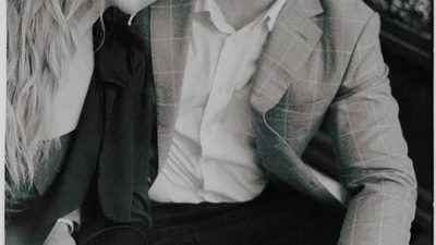 Ассоль снялась с женихом в чувственной предсвадебной фотосессии