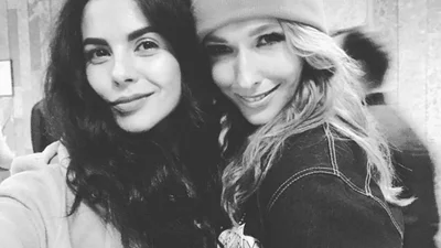 Усі "вершки" шоу-бізнесу мімішно привітали Катю Осадчу з днем народження