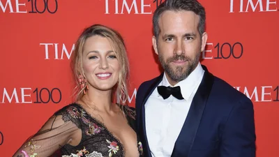 Блейк Лайвли и Райан Рейнольдс в третий раз стали родителями