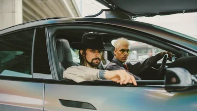 Это "Бомба": АГОНЬ сняли новый клип с очень известной актрисой и звездой "Лиги Смеха"