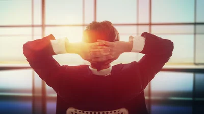 Шуточные поздравления с Днем шефа в стихах, прозе и картинках