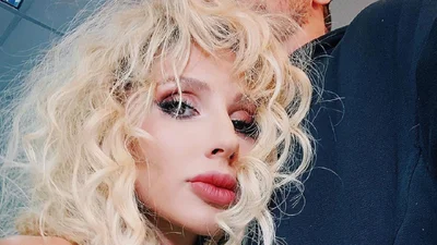 Светлана Лобода поздравила родителей с годовщиной и показала, какими они были в юности