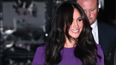 Красиво или слишком дешево: Меган Маркл вышла в свет в бюджетном платье