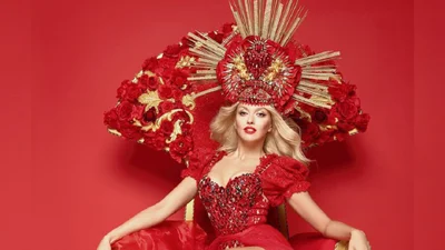 Оля Полякова засветила идеальную фигуру в бикини и раскрыла секрет стройности