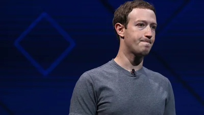 Марк Цукерберг представил новый дизайн Facebook, но никто не заценил прикол