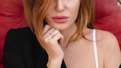 Слава Камінська випустила трек "Скучаю", і фани впевнені: зірка досі сумує за ексчоловіком