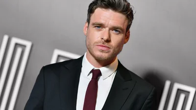 Актор "Гри престолів", який виявився геєм, розійшовся з бойфрендом