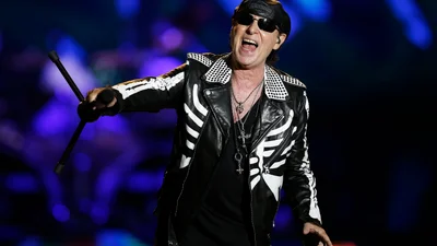 Фронтмен Scorpions заспівав під акомпанемент вуличного музиканта в Києві
