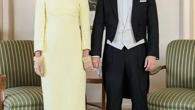 Елена Зеленская призналась, что может пожурить президента Украины дома