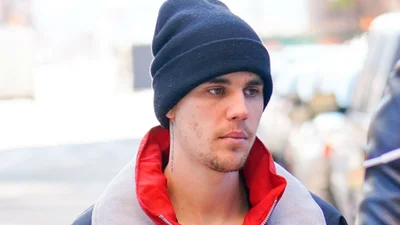 Джастін Бібер перефарбував волосся в рожевий колір, і ти маєш це побачити